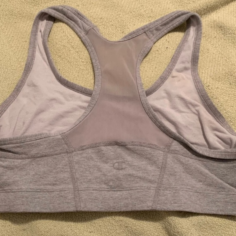 sports bra